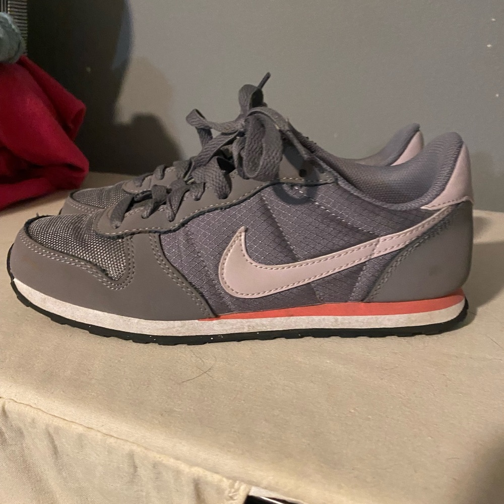 Nike womens